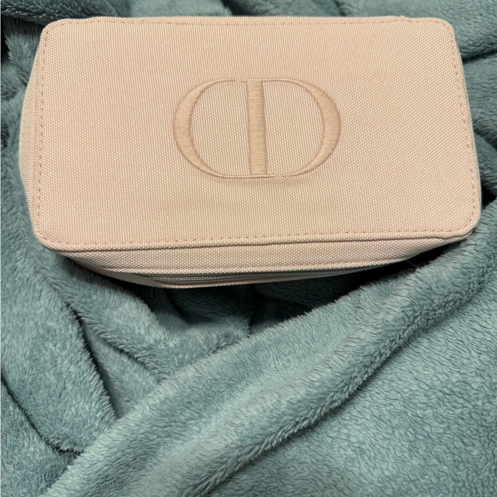 GWP!!! Dior Jewelry Case! - Picture 1 of 5
